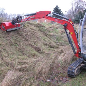 Broyeur à fleau pour mini pelle